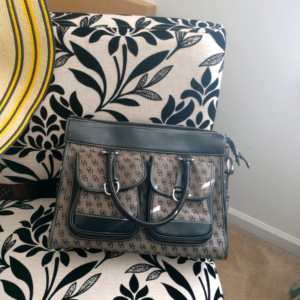 Handbag